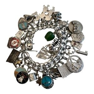 Vintage | 1970’s Sterling Silver Charm Bracelet